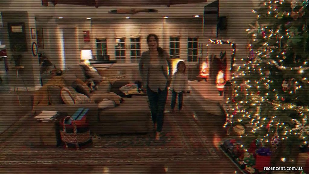 Обзор фильма Паранормальное явление 5: Призрачный мир (Paranormal Activity: The Ghost Dimension). Год: 2015 Страна: США Режиссёр: Грегори Плоткин В главных ролях: Крис Дж. Мюррэй, Бриттани Шоу, Айви Джордж, Дэн Гилл, Оливия Тейлор Дадли, Хлоя Ксенджери, Джесика Браун, Дон МакМанус, Майкл Кравич, Халли Фут Жанр: Ужасы Бюджет: н.д. Продолжительность: 1 час 28 минут IMDb: 4.5. Рецензент (recenzent.com.ua)